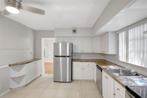 Снять в аренду виллу или дом в Плантация, Флорида 3 спальни, 182.65м2, № 1954977 - фото 14