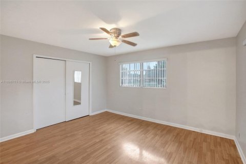 Снять в аренду виллу или дом в Плантация, Флорида 3 спальни, 182.65м2, № 1954977 - фото 19