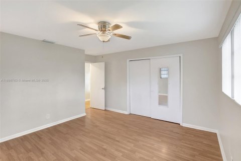 Снять в аренду виллу или дом в Плантация, Флорида 3 спальни, 182.65м2, № 1954977 - фото 18