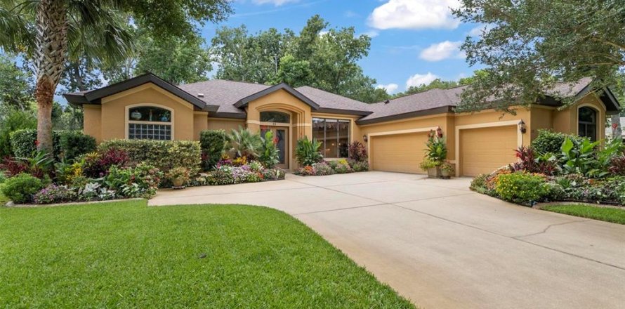House in Palm Coast, Florida 4 bedrooms, 244.61 sq.m. № 1827839