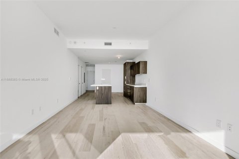 Copropriété à vendre à Miami, Floride: 2 chambres, 110.18 m2 № 2015503 - photo 2