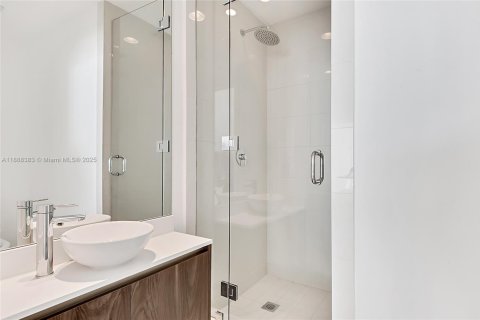 Copropriété à vendre à Miami, Floride: 2 chambres, 110.18 m2 № 2015503 - photo 17