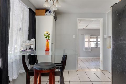 House in Largo, Florida 2 bedrooms, 73.58 sq.m. № 1717397 - photo 12