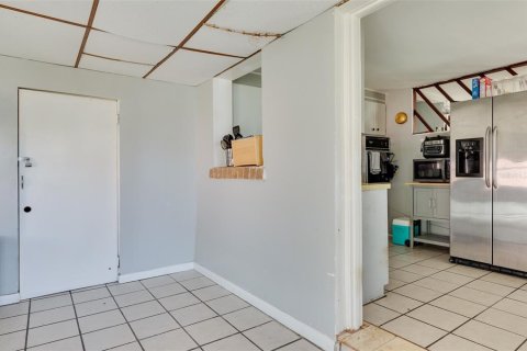 House in Largo, Florida 2 bedrooms, 73.58 sq.m. № 1717397 - photo 10