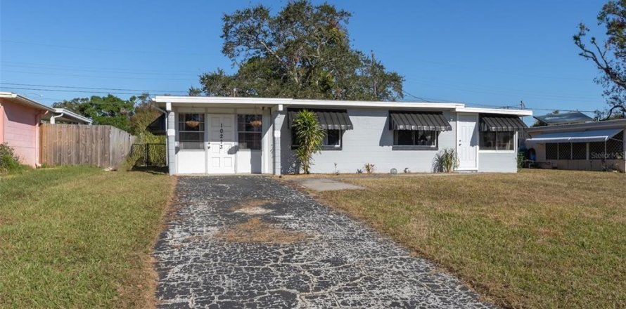 House in Largo, Florida 2 bedrooms, 73.58 sq.m. № 1717397