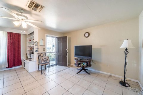 Propiedad comercial en venta en Tavares, Florida, 5 dormitorios, 236.81 m2 № 2131835 - foto 22