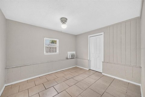 Propiedad comercial en venta en Tavares, Florida, 5 dormitorios, 236.81 m2 № 2131835 - foto 19