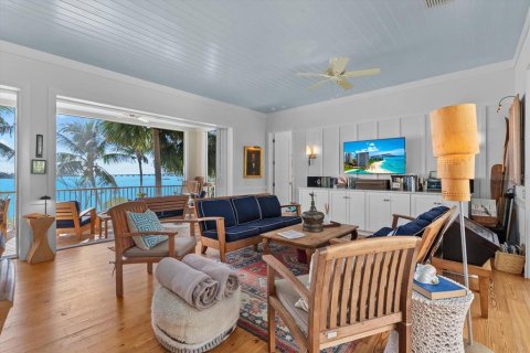 Casa en venta en Longboat Key, Florida, 4 dormitorios, 252.79 m2 № 2223289 - foto 18