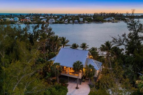 Casa en venta en Longboat Key, Florida, 4 dormitorios, 252.79 m2 № 2223289 - foto 9