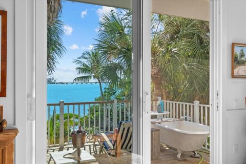 Casa en venta en Longboat Key, Florida, 4 dormitorios, 252.79 m2 № 2223289 - foto 20