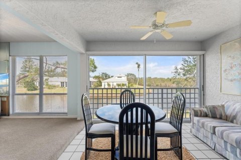 Copropriété à louer à Bradenton, Floride: 2 chambres, 105.35 m2 № 2152095 - photo 9