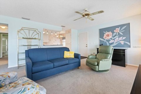 Copropriété à louer à Bradenton, Floride: 2 chambres, 105.35 m2 № 2152095 - photo 12