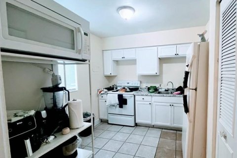 Condo in Orlando, Florida, 2 bedrooms № 1553673 - photo 4