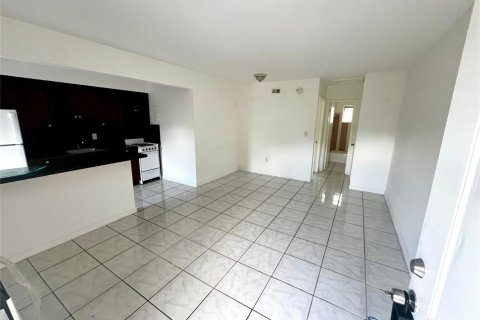 Apartment in Miami, Florida 1 bedroom, 58.99 sq.m. № 2081966