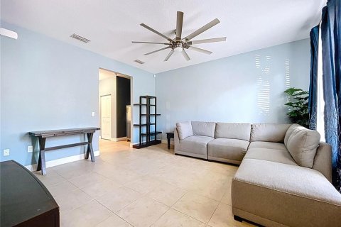 Townhouse in Plant City, Florida 2 bedrooms, 136.19 sq.m. № 1886078 - photo 9