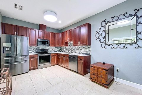 Townhouse in Plant City, Florida 2 bedrooms, 136.19 sq.m. № 1886078 - photo 18