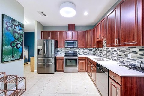 Townhouse in Plant City, Florida 2 bedrooms, 136.19 sq.m. № 1886078 - photo 17
