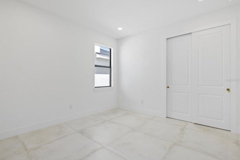 Casa en venta en Venice, Florida, 5 dormitorios, 296.82 m2 № 1898731 - foto 25