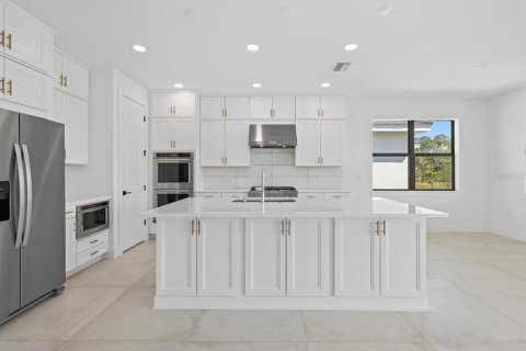 Casa en venta en Venice, Florida, 5 dormitorios, 296.82 m2 № 1898731 - foto 2