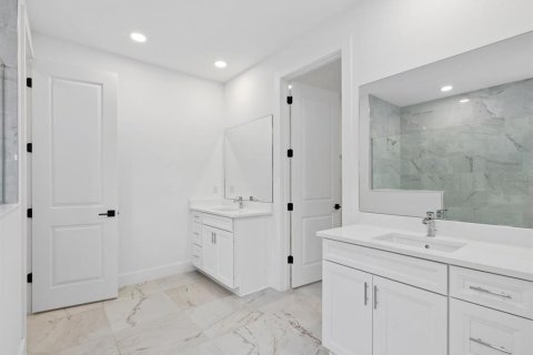 Casa en venta en Venice, Florida, 5 dormitorios, 296.82 m2 № 1898731 - foto 21