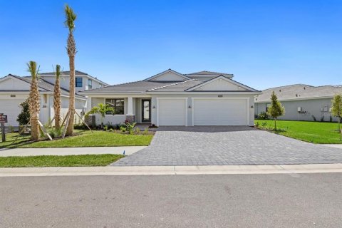 Casa en venta en Venice, Florida, 5 dormitorios, 296.82 m2 № 1898731 - foto 1