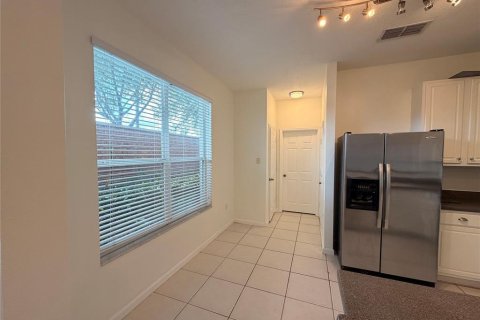 Townhouse in Winter Park, Florida 3 bedrooms, 151.24 sq.m. № 2222551 - photo 10