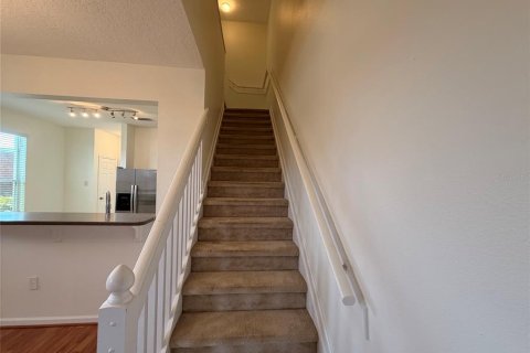 Townhouse in Winter Park, Florida 3 bedrooms, 151.24 sq.m. № 2222551 - photo 13