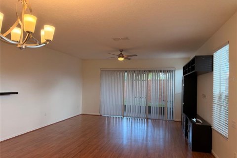 Townhouse in Winter Park, Florida 3 bedrooms, 151.24 sq.m. № 2222551 - photo 4