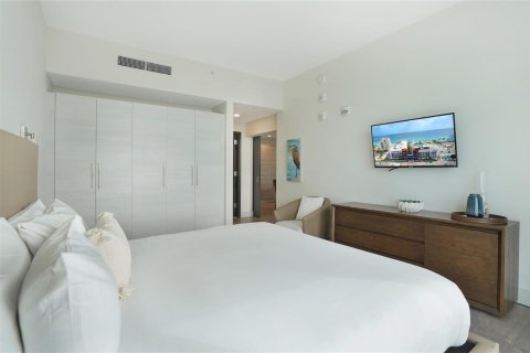 Купить кондоминиум в Холливуд, Флорида 3 комнаты, 102.66м2, № 2086677 - фото 15