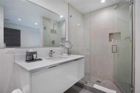 Купить кондоминиум в Холливуд, Флорида 3 комнаты, 102.66м2, № 2086677 - фото 20