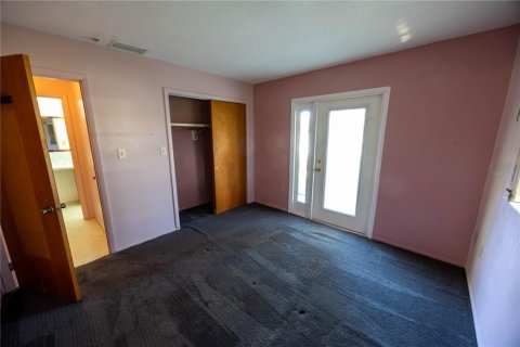 Casa en venta en Port Charlotte, Florida, 2 dormitorios, 151.9 m2 № 1915166 - foto 12