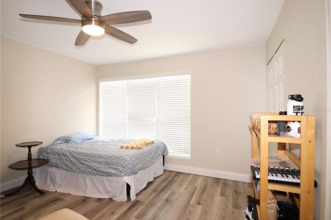 Condominio en venta en Gainesville, Florida, 2 dormitorios, 99.41 m2 № 1733840 - foto 23