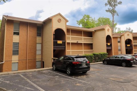 Condominio en venta en Gainesville, Florida, 2 dormitorios, 99.41 m2 № 1733840 - foto 2