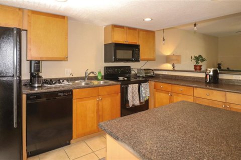 Condominio en venta en Gainesville, Florida, 2 dormitorios, 99.41 m2 № 1733840 - foto 10