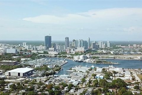 Купить виллу или дом в Сент-Питерсберг, Флорида 3 комнаты, 294.69м2, № 1430845 - фото 24