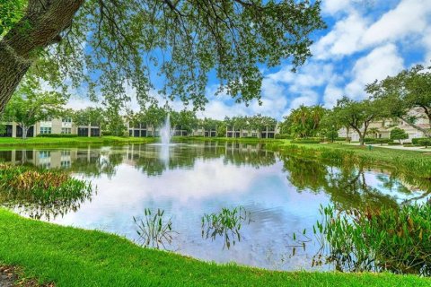 Condo in Sarasota, Florida, 2 bedrooms № 2099737 - photo 12