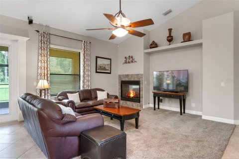 House in Clermont, Florida 5 bedrooms, 320.61 sq.m. № 1869746 - photo 2