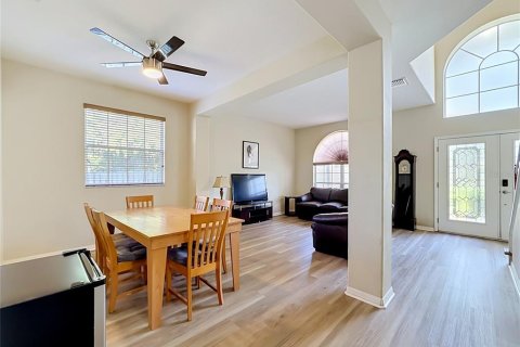 House in Riverview, Florida 4 bedrooms, 235.41 sq.m. № 2150282 - photo 6