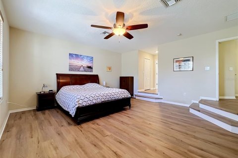 House in Riverview, Florida 4 bedrooms, 235.41 sq.m. № 2150282 - photo 16