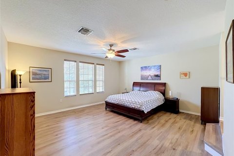 House in Riverview, Florida 4 bedrooms, 235.41 sq.m. № 2150282 - photo 17