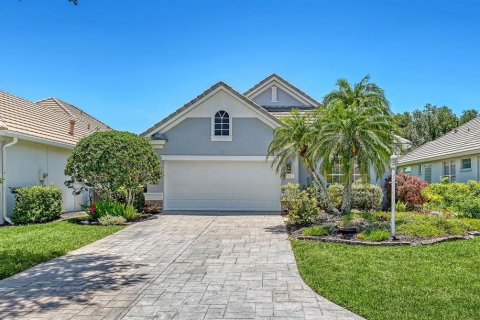 House in Lakewood Ranch, Florida 2 bedrooms, 163.6 sq.m. № 2097184 - photo 6