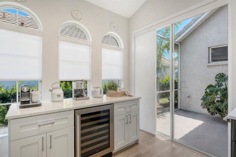 House in Lakewood Ranch, Florida 2 bedrooms, 163.6 sq.m. № 2097184 - photo 24