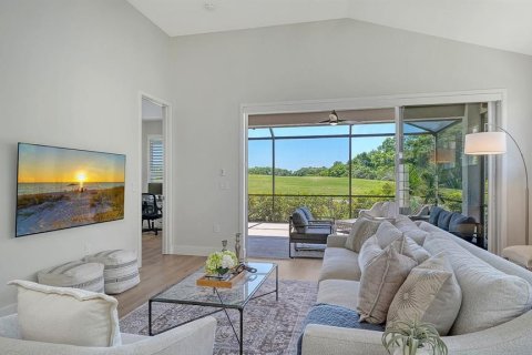 House in Lakewood Ranch, Florida 2 bedrooms, 163.6 sq.m. № 2097184 - photo 10