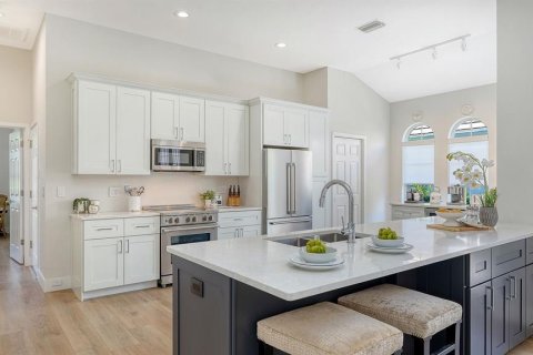 House in Lakewood Ranch, Florida 2 bedrooms, 163.6 sq.m. № 2097184 - photo 20