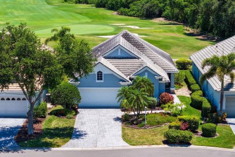 House in Lakewood Ranch, Florida 2 bedrooms, 163.6 sq.m. № 2097184