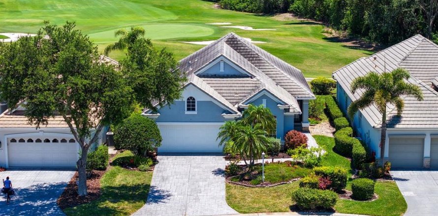House in Lakewood Ranch, Florida 2 bedrooms, 163.6 sq.m. № 2097184