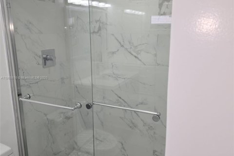 Снять в аренду кондоминиум в Санни-Айлс-Бич, Флорида 2 спальни, 83.05м2, № 1897168 - фото 16