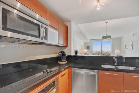 Copropriété à vendre à Miami, Floride: 2 chambres, 98.29 m2 № 2052192 - photo 4