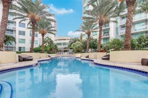 Copropriété à vendre à Miami, Floride: 2 chambres, 98.29 m2 № 2052192 - photo 25