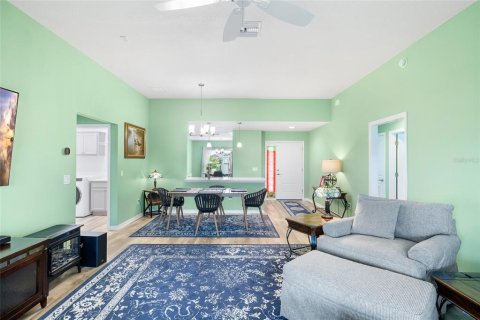 Casa en venta en The Villages, Florida, 3 dormitorios, 144.74 m2 № 1832865 - foto 10